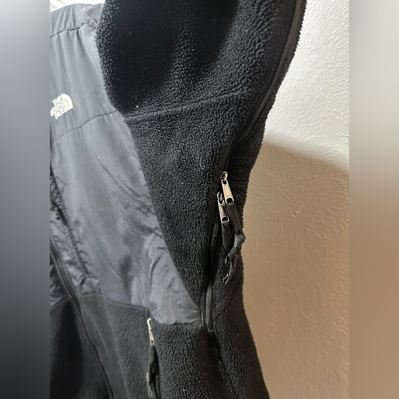 The North Face Men’s Retro Denali Jacket - Picture 11 of 16